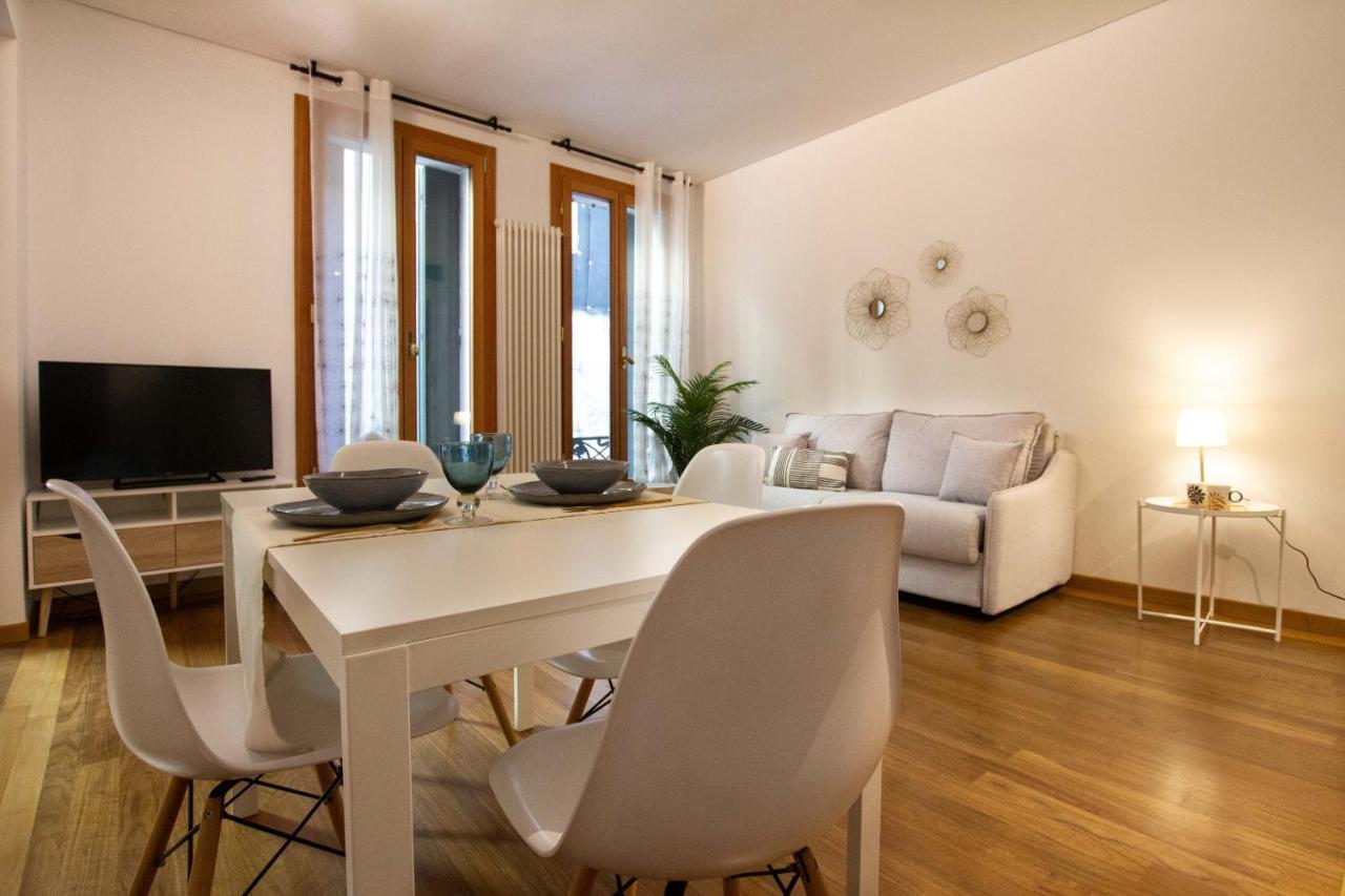 Dolfin Apartment * * * * * Τρεβίζο Εξωτερικό φωτογραφία